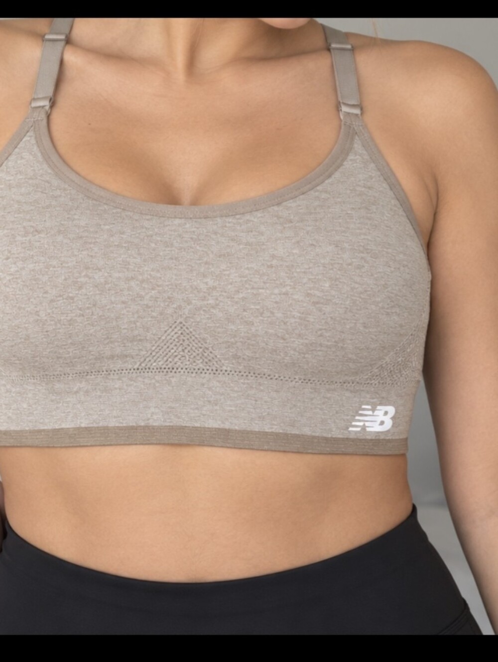 New Balance Women's Seamless Light Support Sports Bra - Taupe